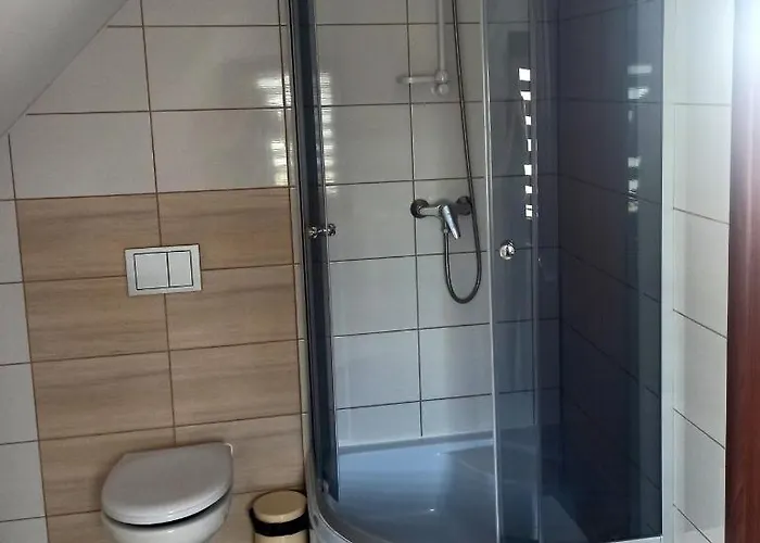 Habitación en casa particular Wynajem Pokoi Wiki